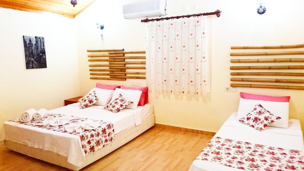 Villa - Bahçe Manzaralı
