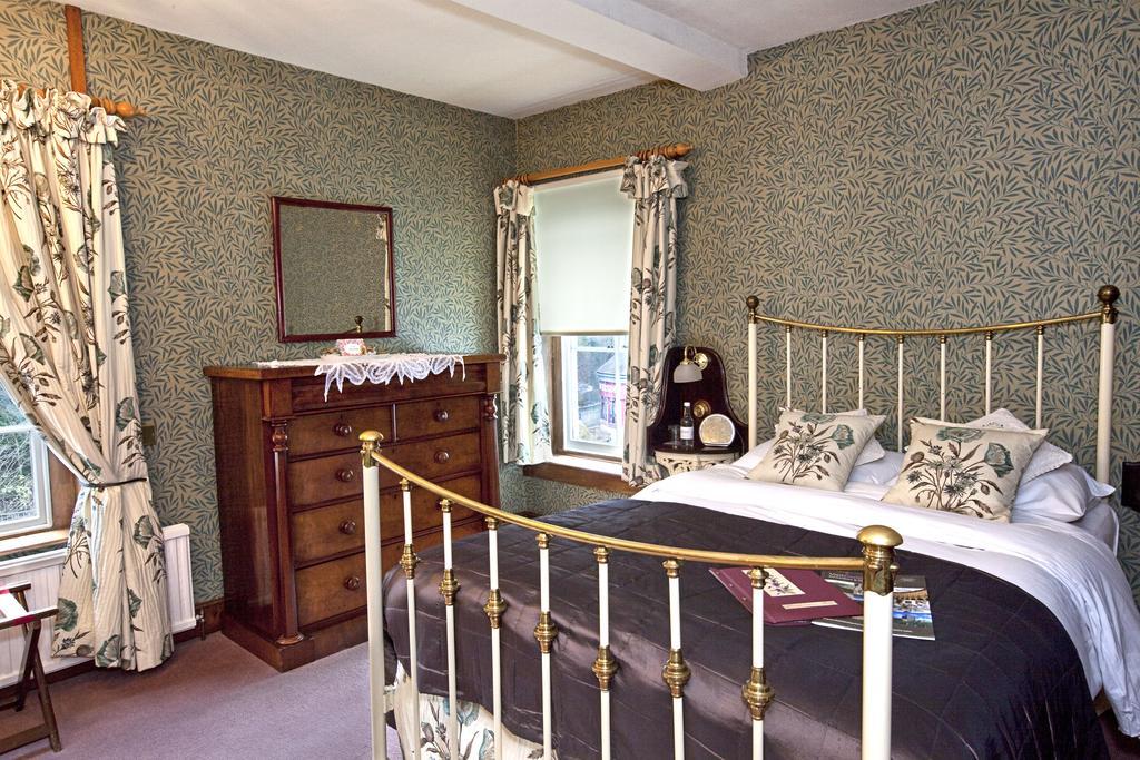Deluxe Double Room with Shower