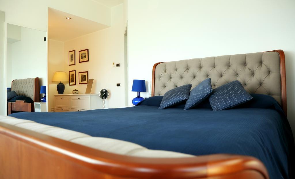 Superior Double Room with Terrace and Sea view