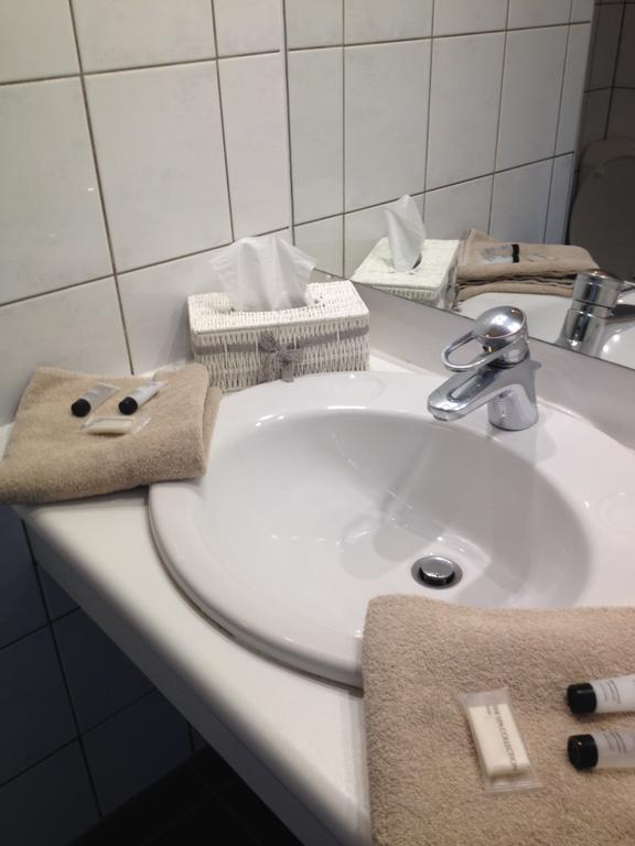 Double Room Private Bathroom