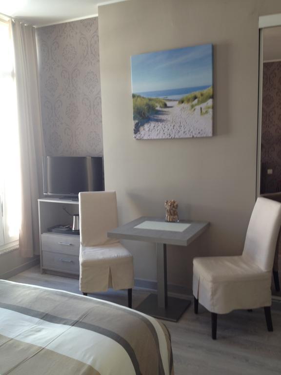 Double Room Private Bathroom