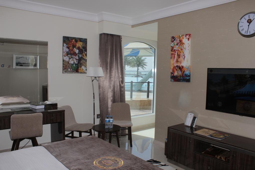 Double Room with Pool View