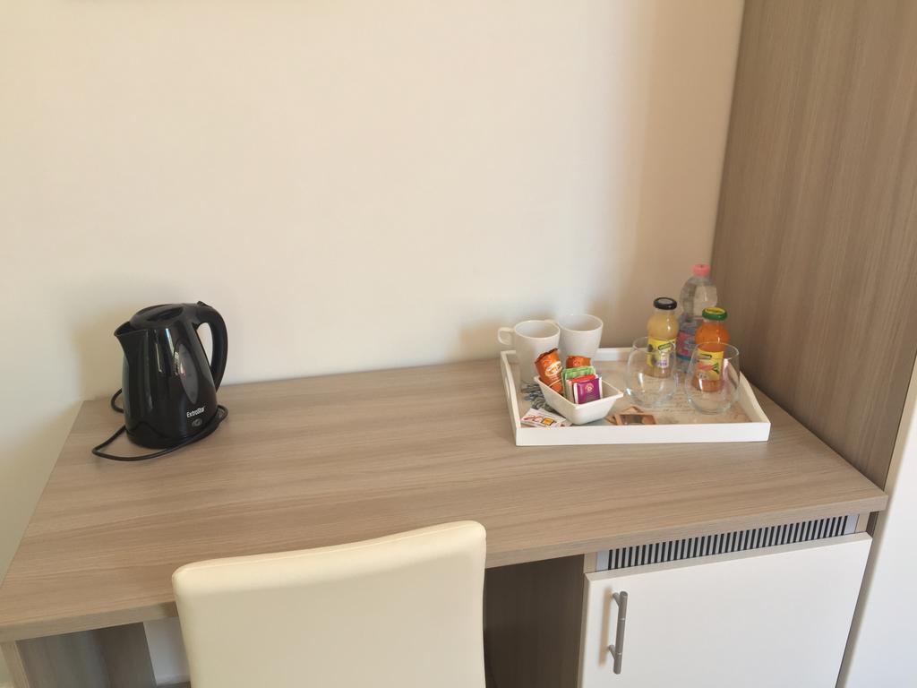 Double Room with Private Bathroom,378733399:JPEG