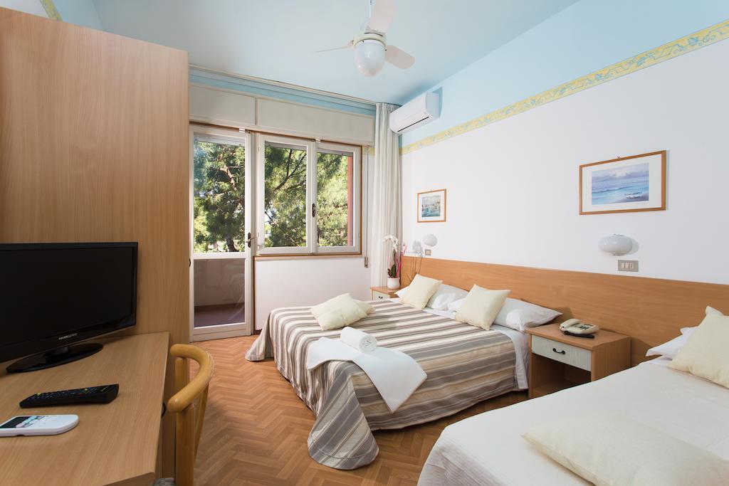Triple Room with Balcony