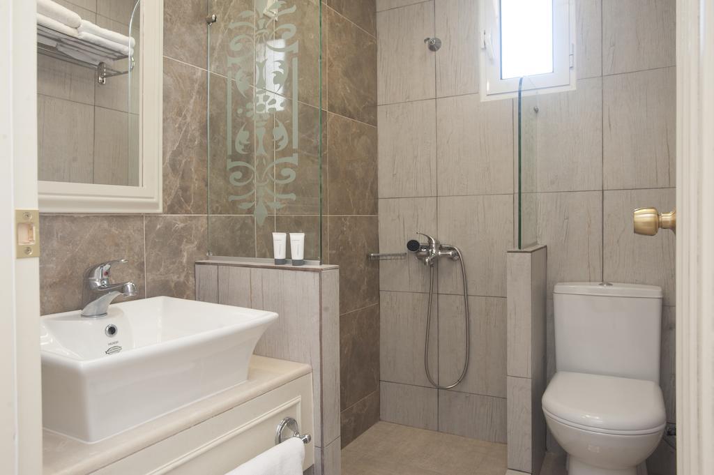 Double or Twin Room with Sea View