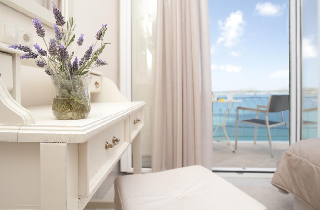 Studio with Sea View