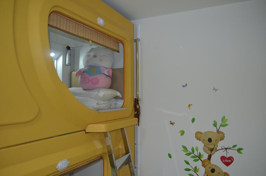 Doppel- oder Zweibettzimmer