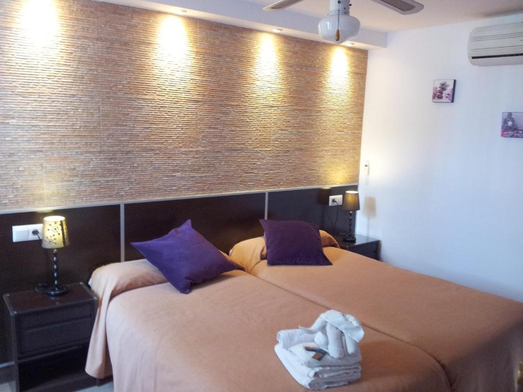 Double or Twin Room with Sea View,25073076:JPEG