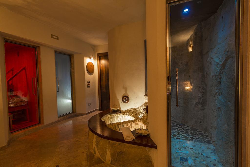 Suite with Spa Access