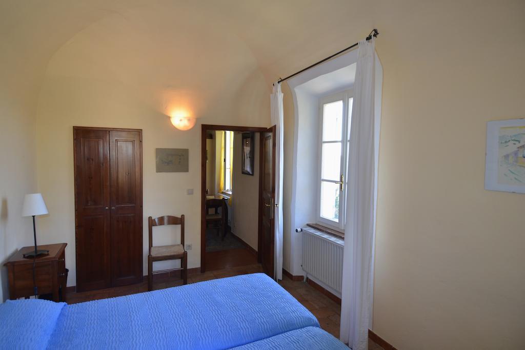 Kamer met Queensize Bed