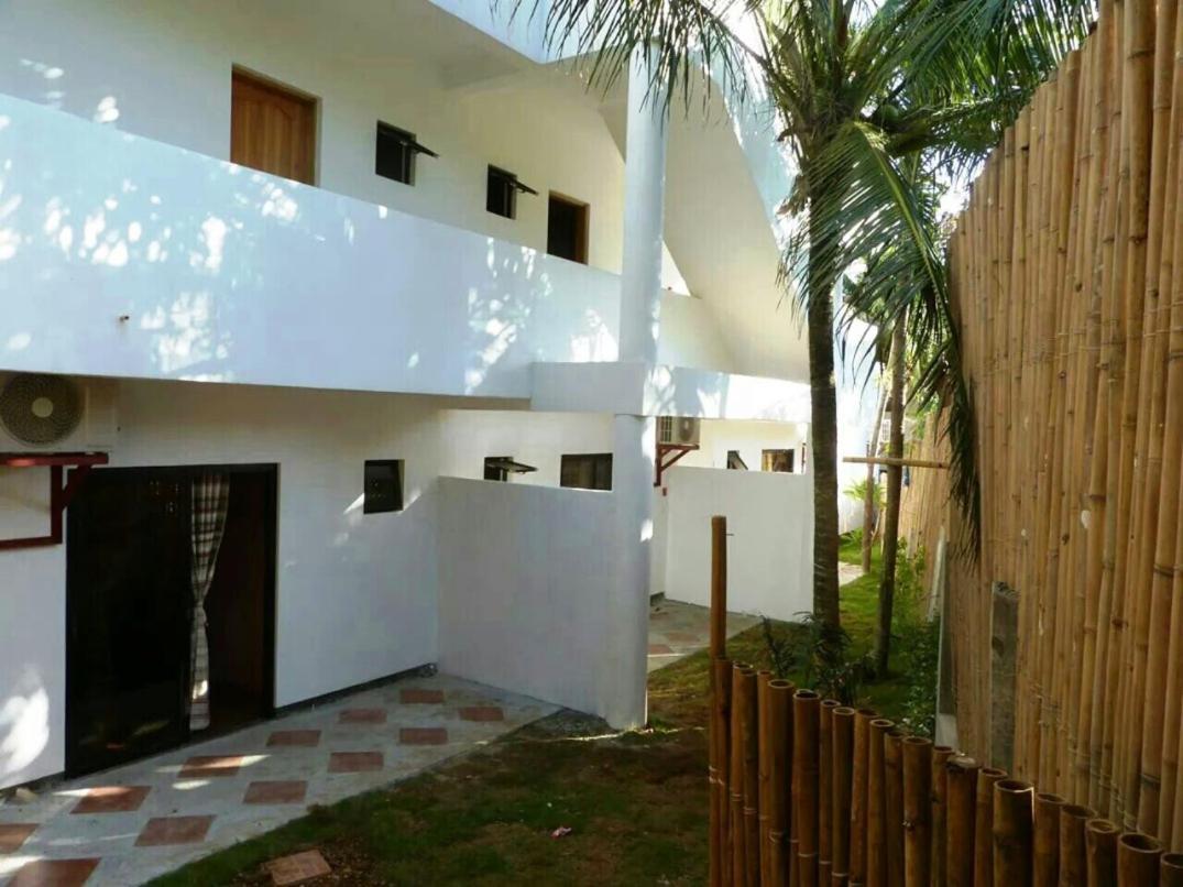 Deluxe Double Room with Garden