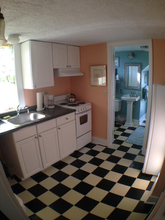 One-Bedroom Suite