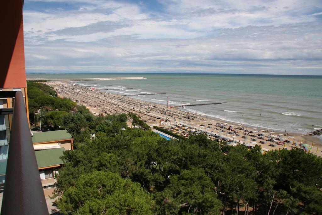 One-Bedroom Apartment Sea View