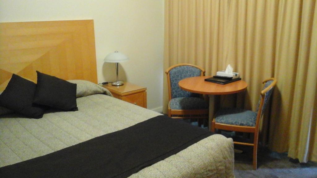 Deluxe Queen Room