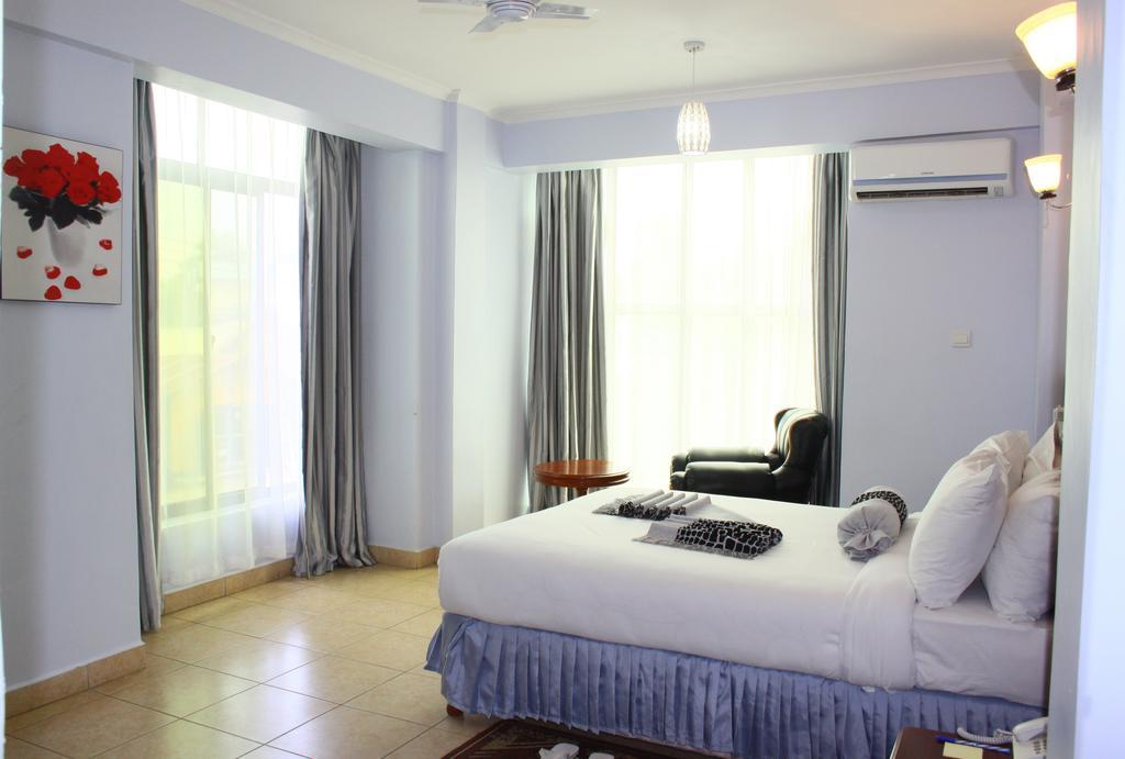 Deluxe Double or Twin Room