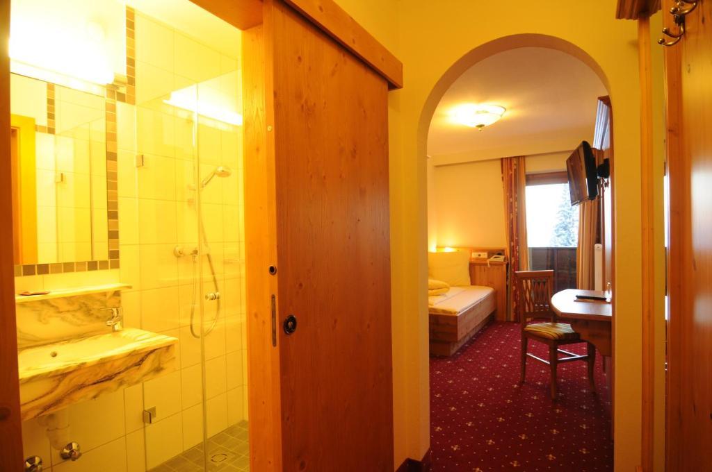 Single Room Balcony