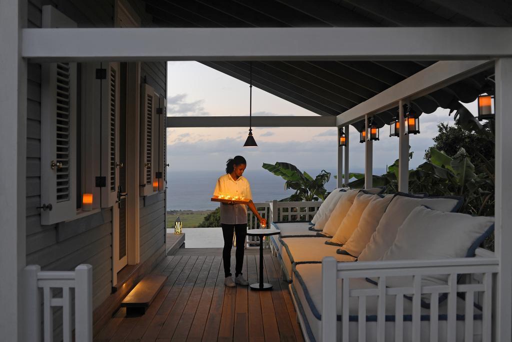 Luxury Cottage Two Queens with Pool
