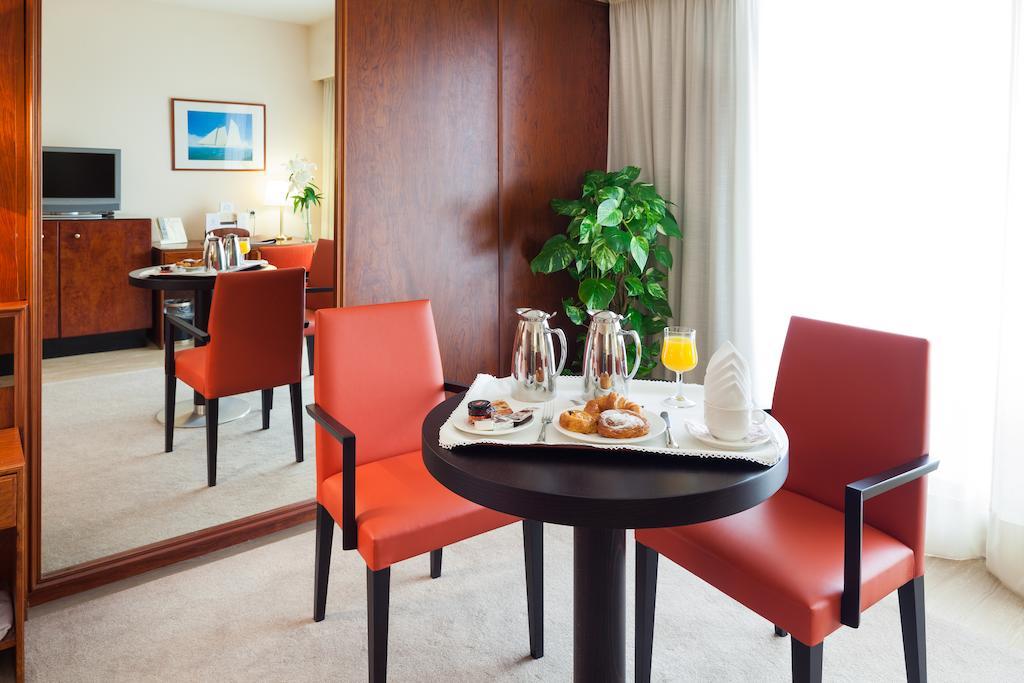 Double Room,243851401:JPEG
