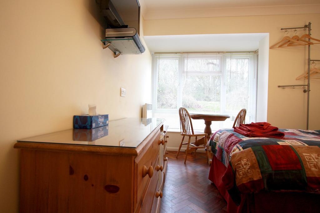 Twin Room with Shared Bathroom