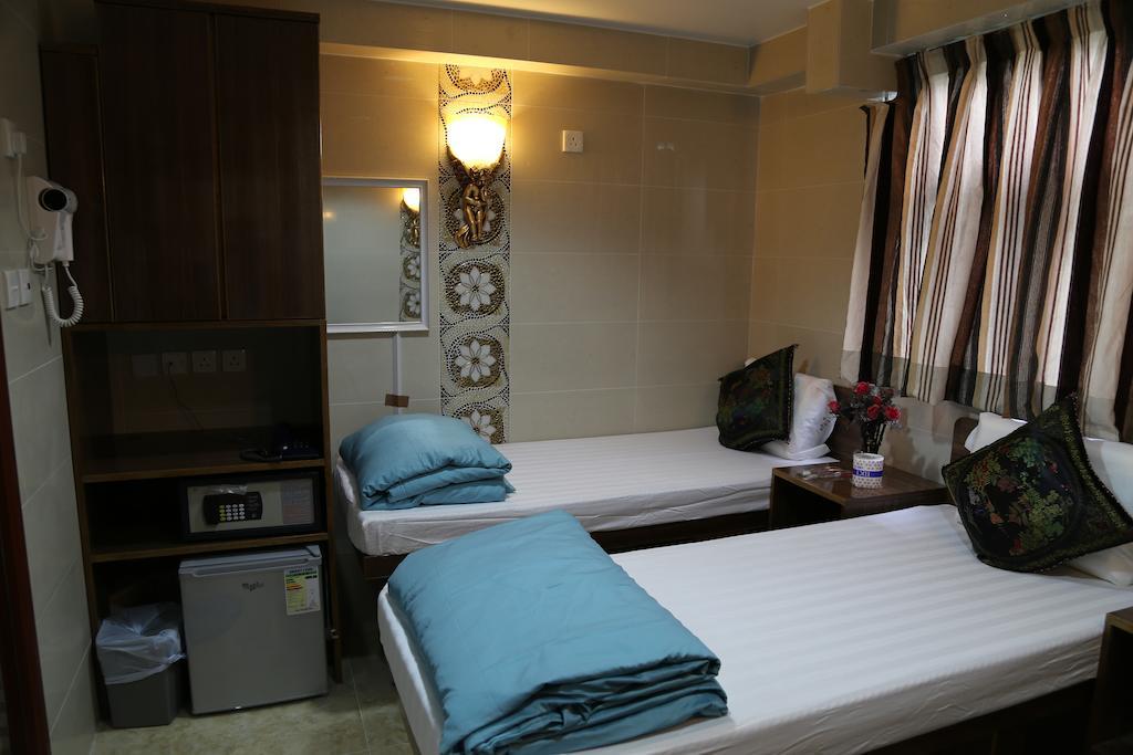 Twin Room