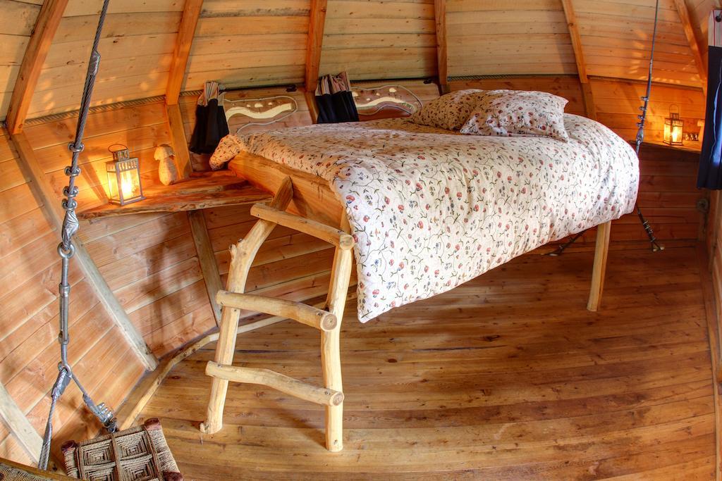Maison dans l'Arbre (2 Adultes)