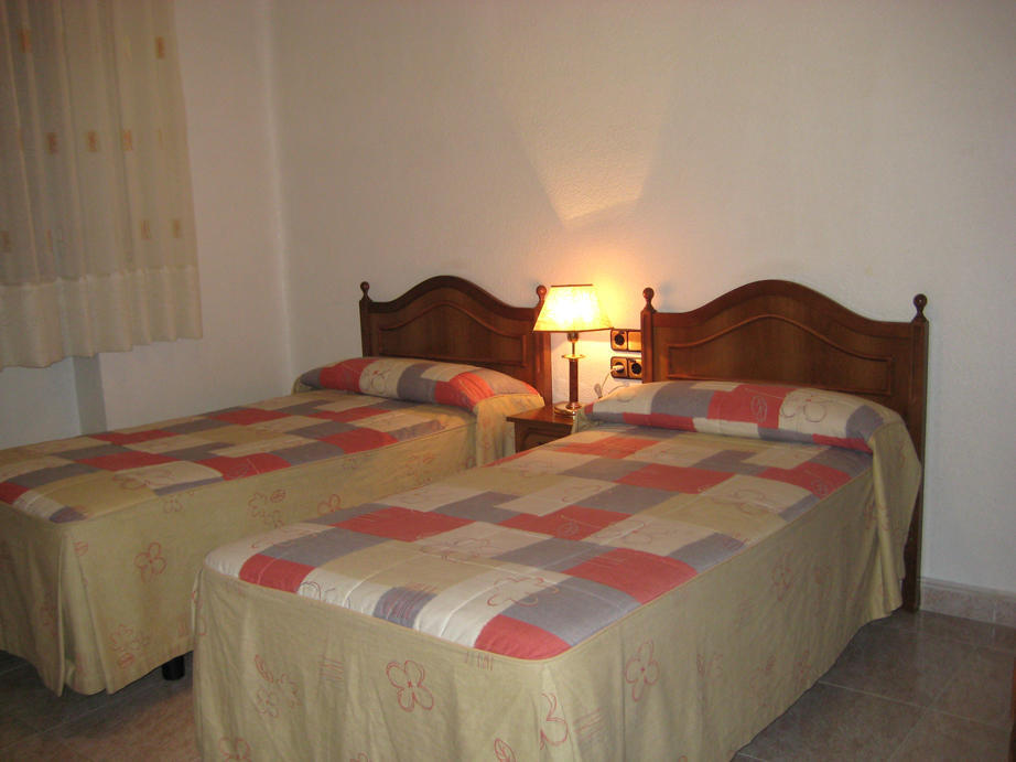 Double or Twin Room Private Bathroom