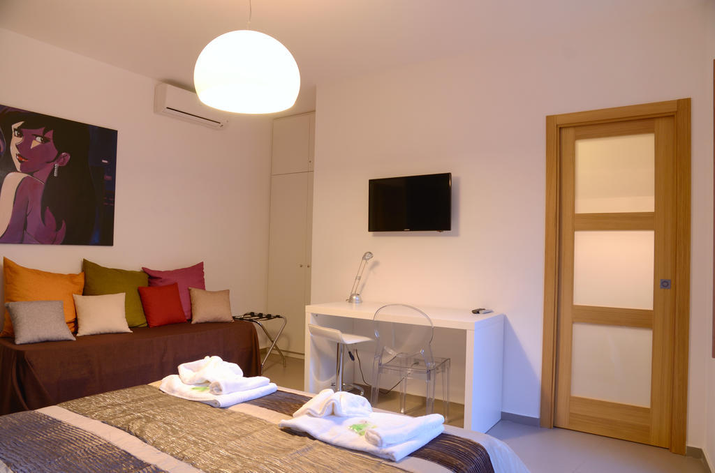 Superior King Room