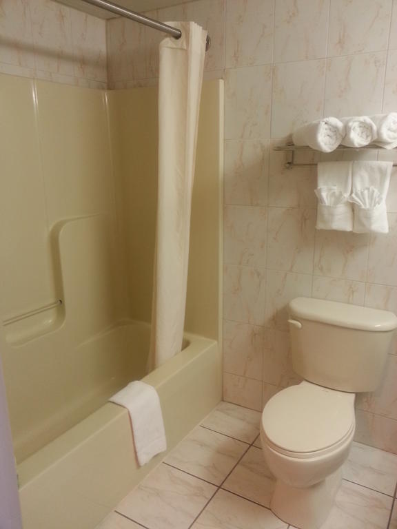 Queen Room with Two Queen Beds - Ocean Front,1263288973:JPEG
