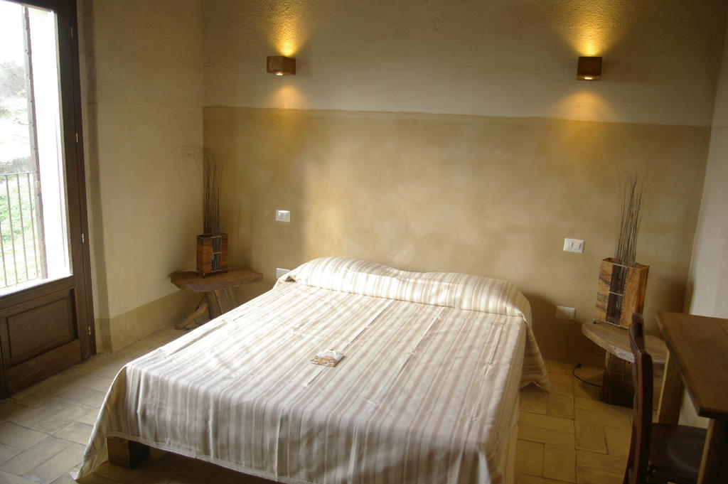 One-Bedroom Apartment with Terrace
