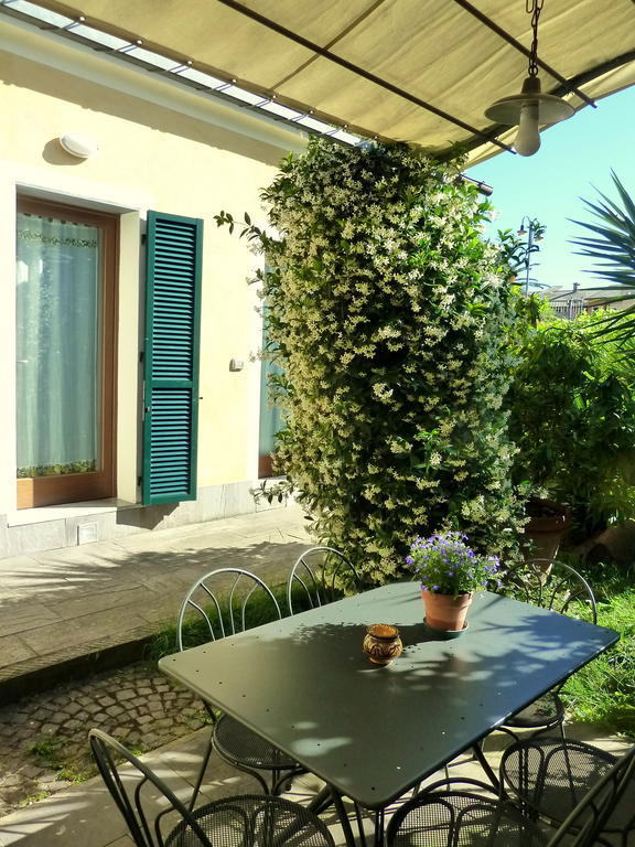 Chambre Double ou Lits Jumeaux - Vue sur Jardin