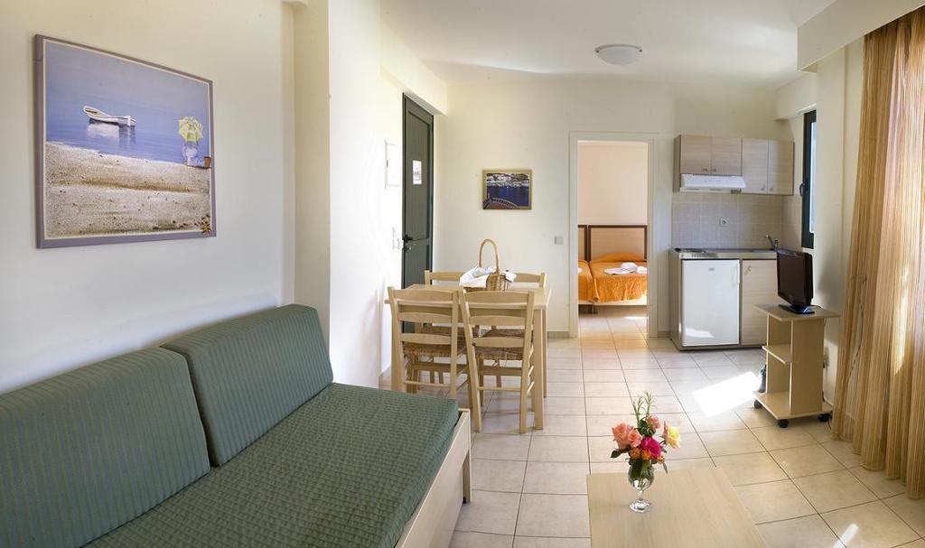 One-Bedroom Apartment (3 Adults)