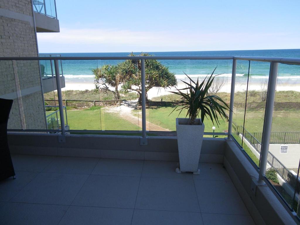 Two-Bedroom Apartment Ocean View,25322709:JPEG