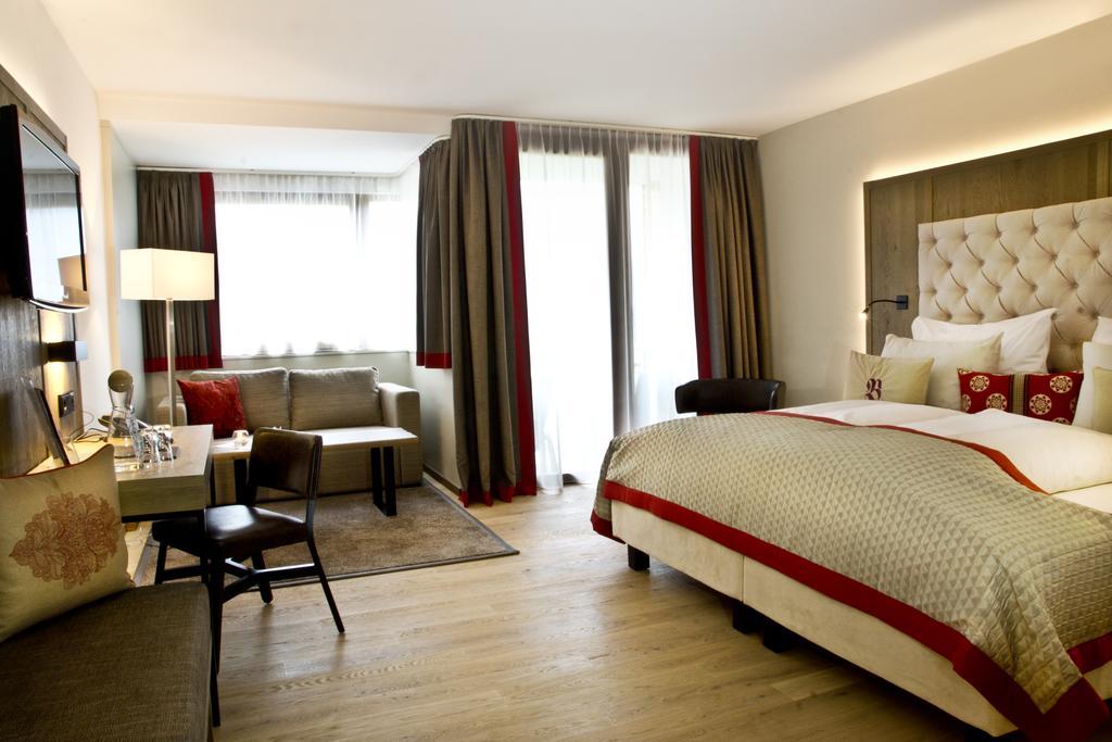 Deluxe Double Room,253384869:JPEG