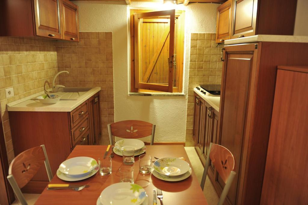 One-Bedroom Bungalow (4 Adults)