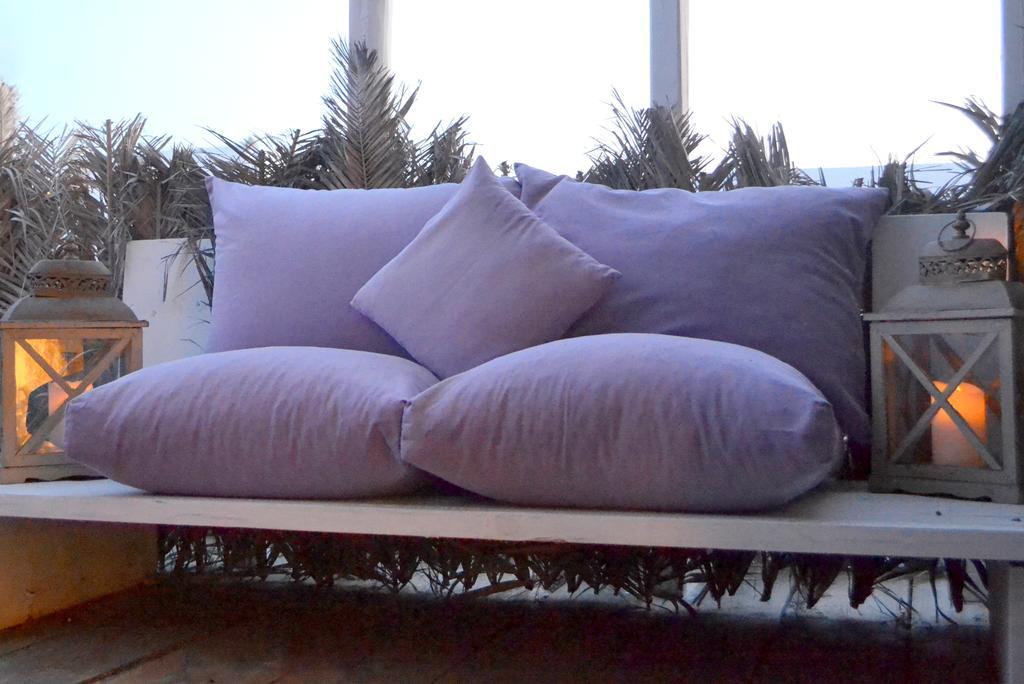 Love Affair Suite- King Size bed with partial Sea View
