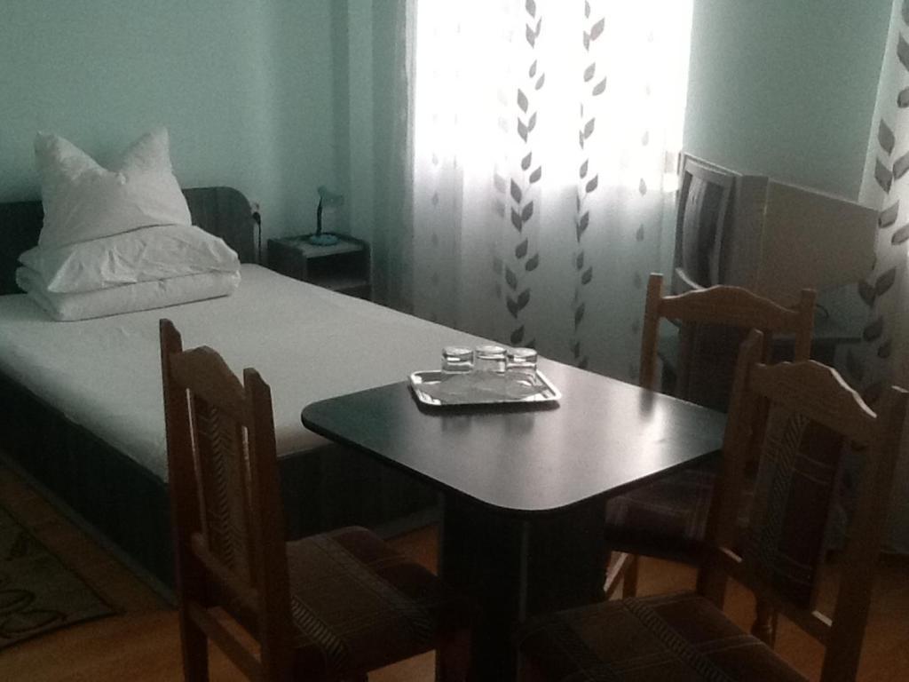 Habitación Individual Económica