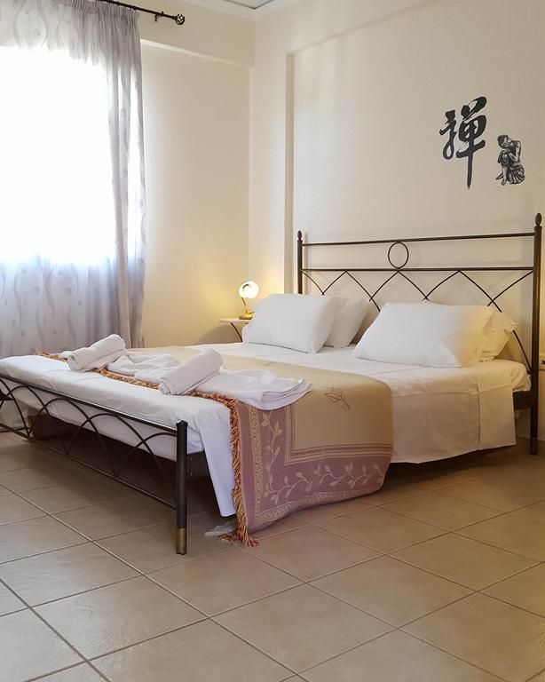 One-Bedroom Suite with Sea View (3 Adults),256177953:JPEG