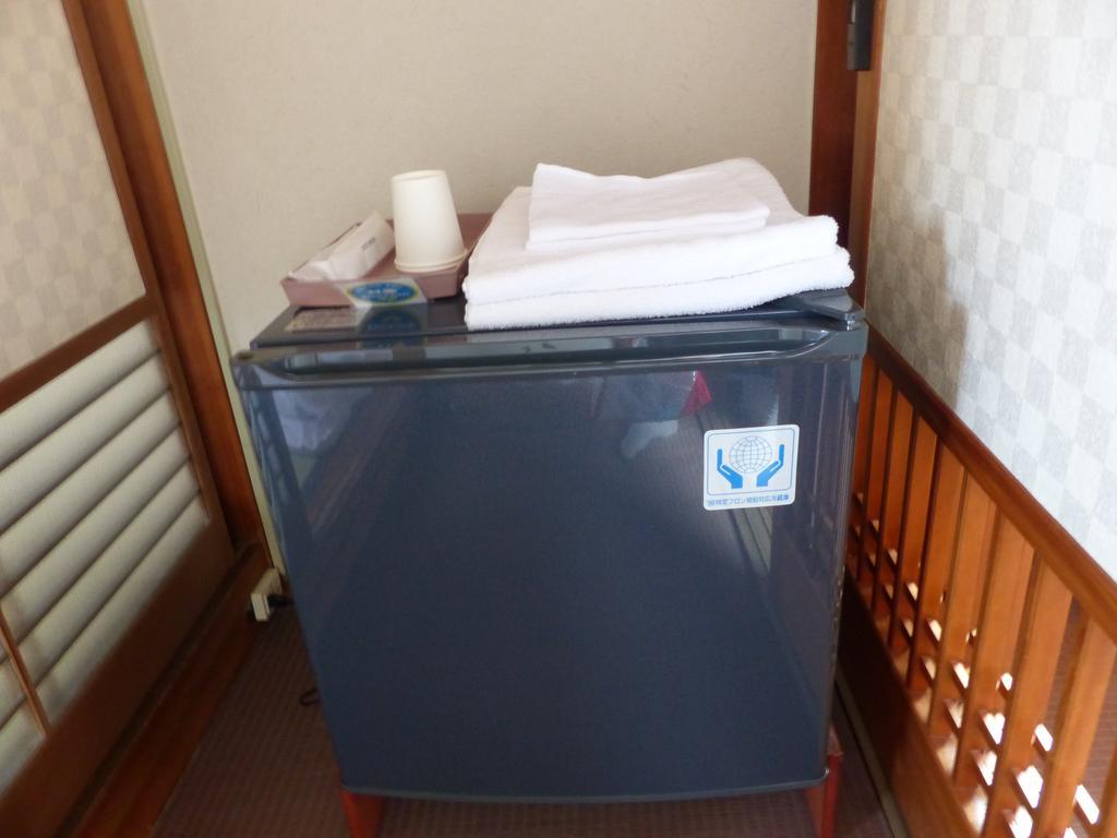 Twin Room with Private Bathroom
