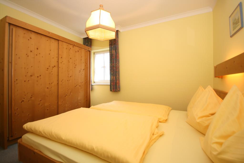 One-Bedroom Apartment,257310057:JPEG