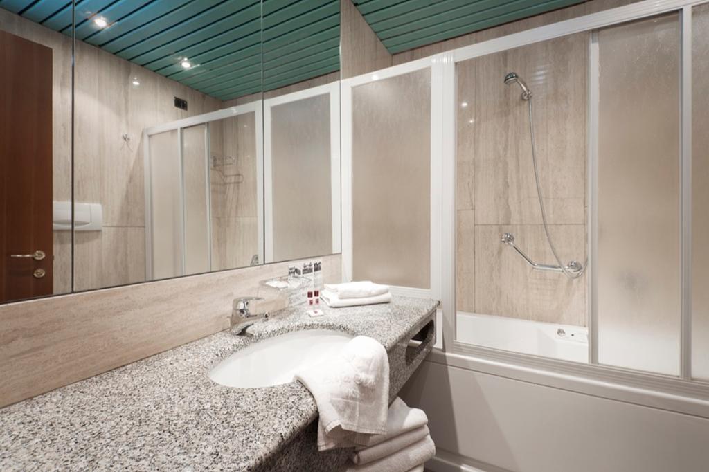 Classic Double or Twin Room