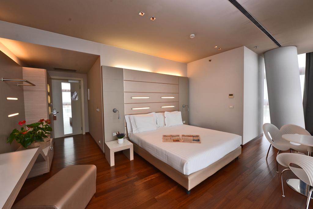 Superior Zimmer mit Kingsize-Bett