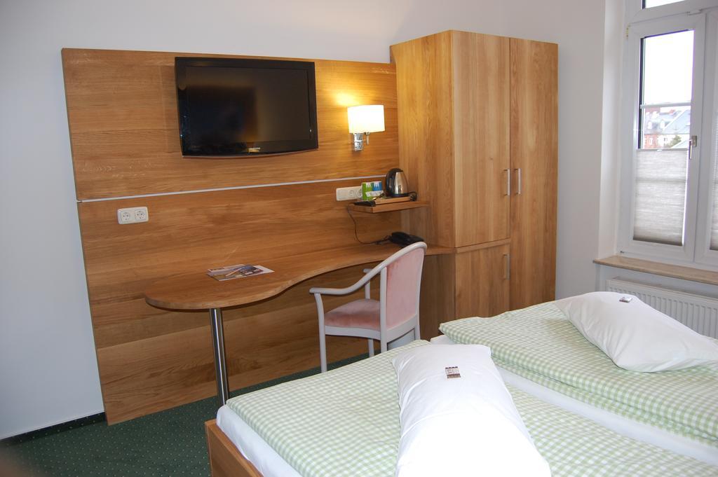 Comfort Double Room - courtyard side