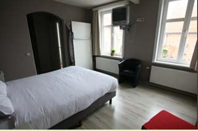 Familienzimmer (4 Erwachsene)