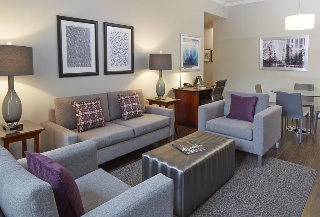 One Bedroom Apartment with Kitchen