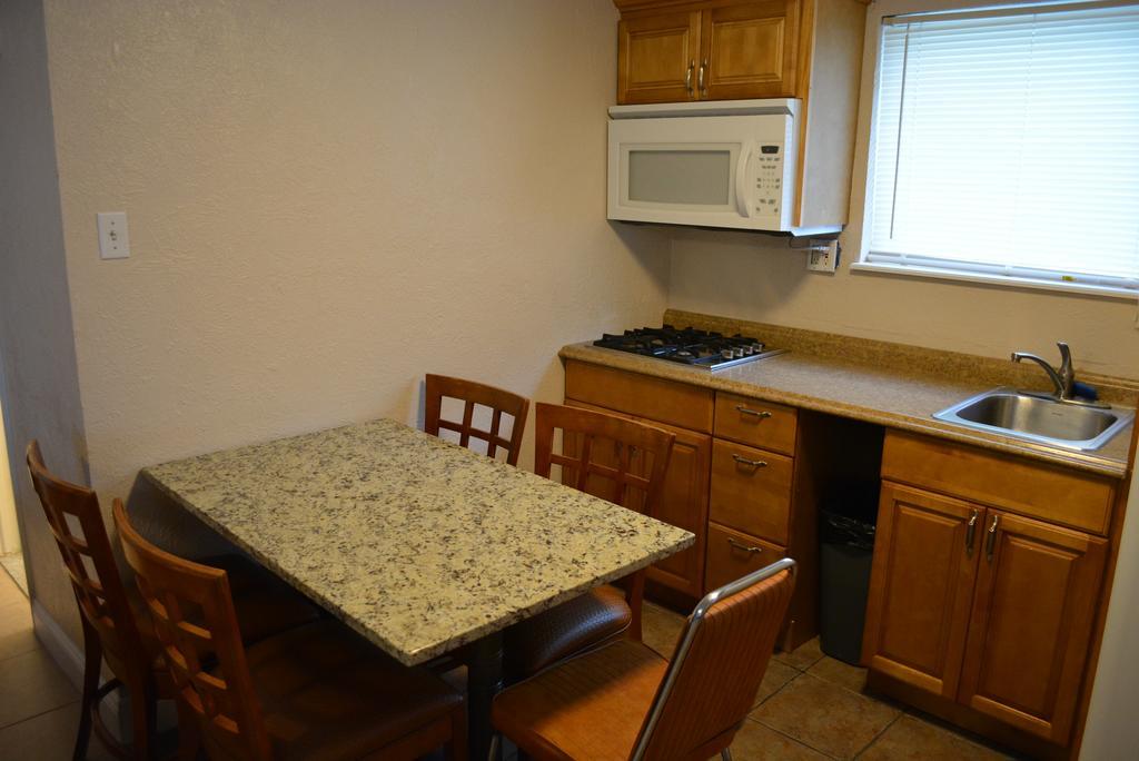 Large Two-Bedroom Apartment