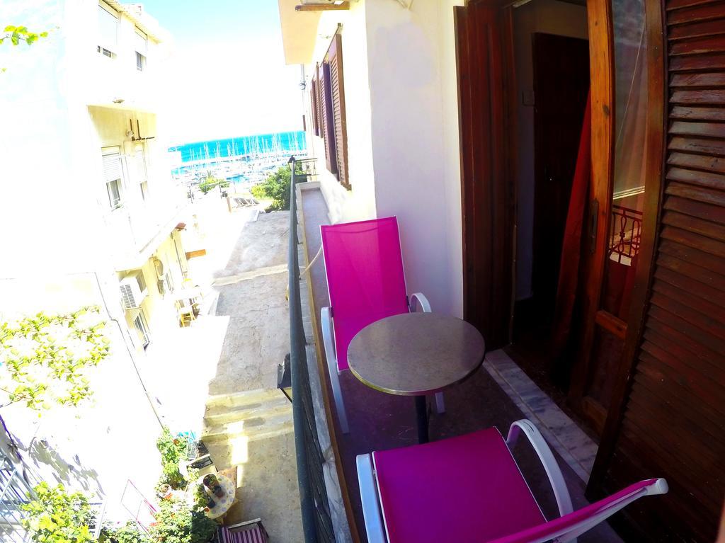Studio with Balcony