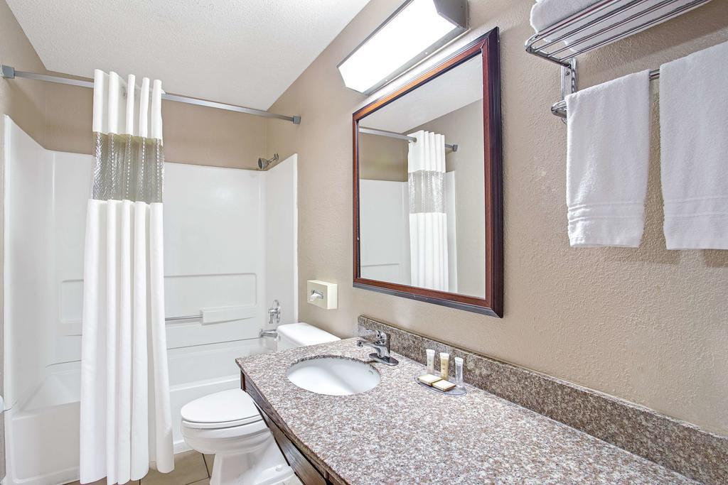 Double Room with Two Double Beds - Second Floor/Non-Smoking