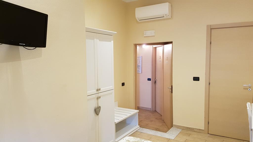 Tweepersoonskamer met 1 of 2 Bedden en Eigen Badkamer