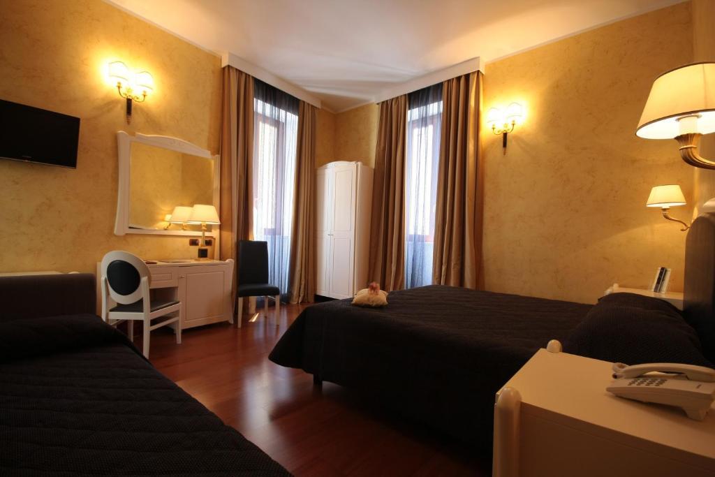 Triple Room