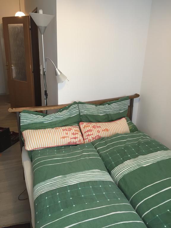 Kleines Doppelzimmer mit Dusche